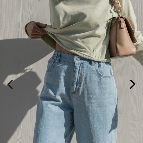 Kindly The Label Mom Jeans - Picture 1 of 3